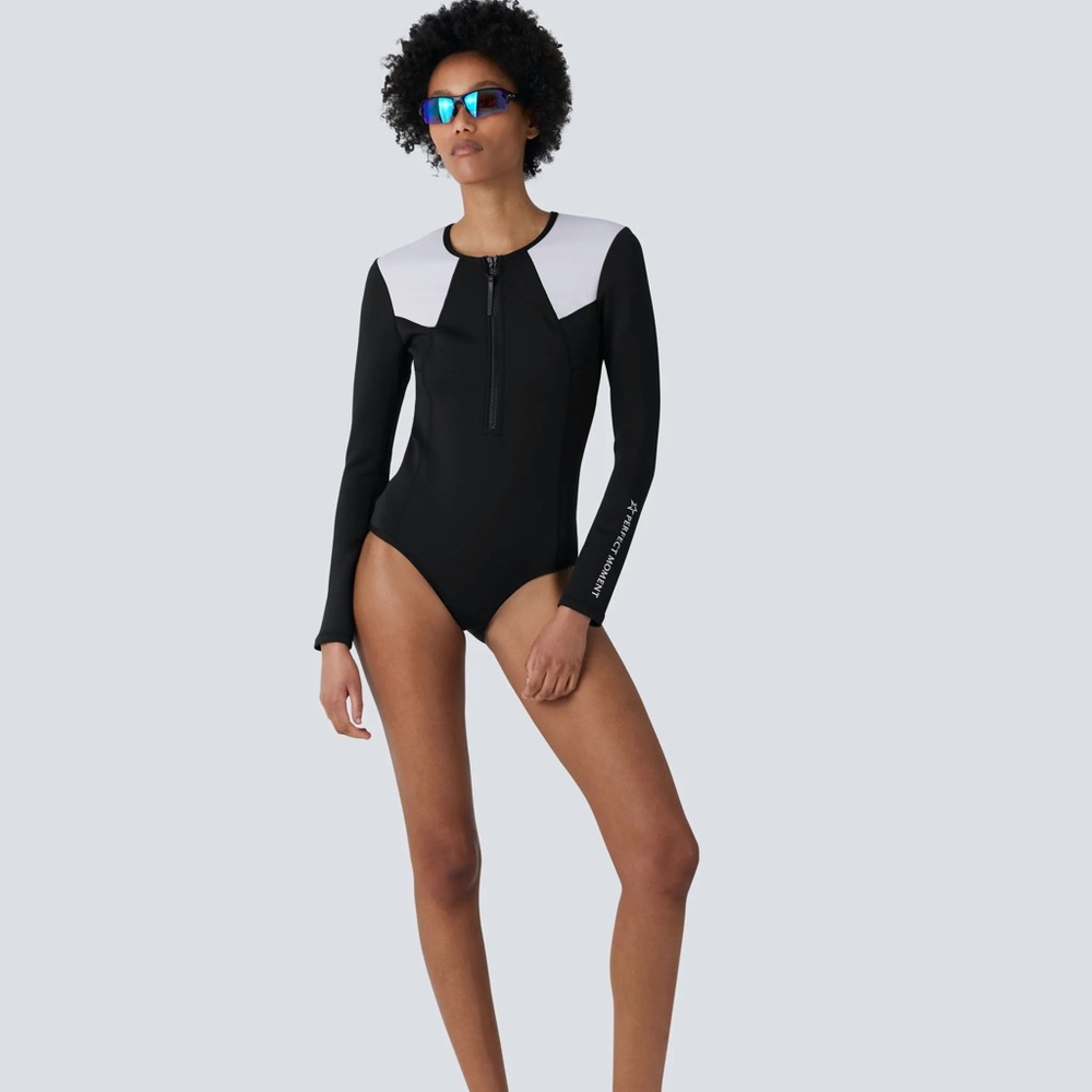 PERFECT MOMENT
Paneled Neoprene Wetsuit